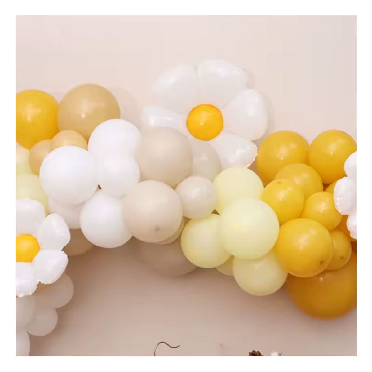 PACK4 DISEÑO FLOR 23CM SET 2 BLANCO CON CENTRO AMARILLO PARA FIESTA - 2