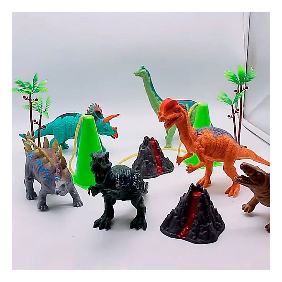 PACK2 PACK DE DINOSAURIOS CON ACCESORIOS PARA ACTIVIDADES CREATIVAS YPAPEL REGALO - 2