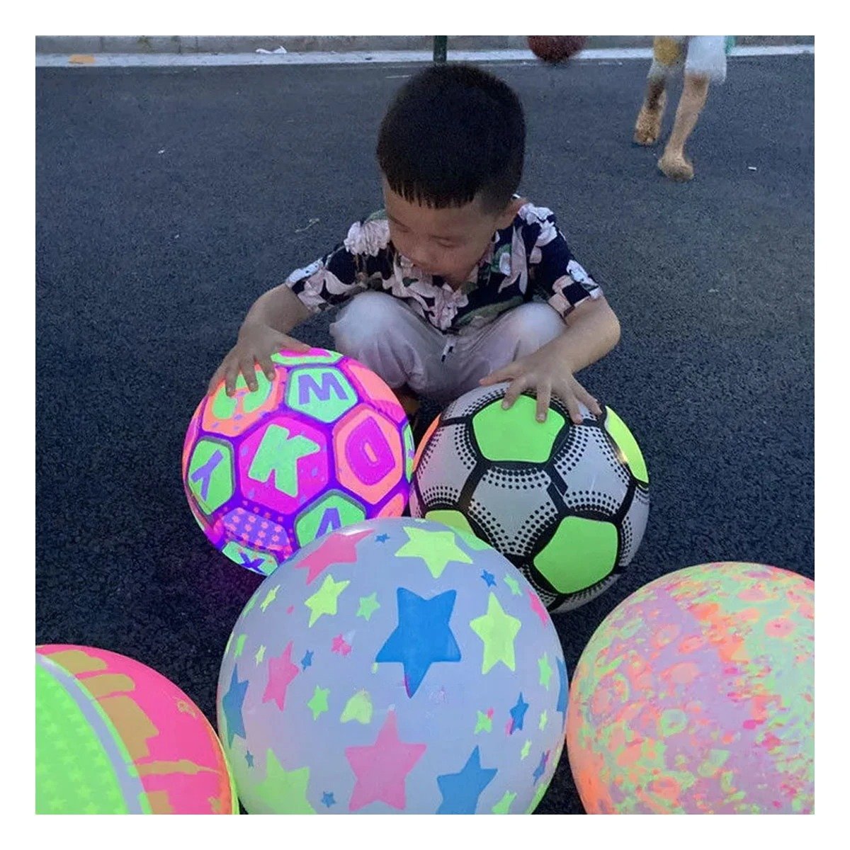 PACK4 PELOTA LED MULTICOLOR PARA INFANTES CON BRILLO PARA JUEGOS EN CASA - 2