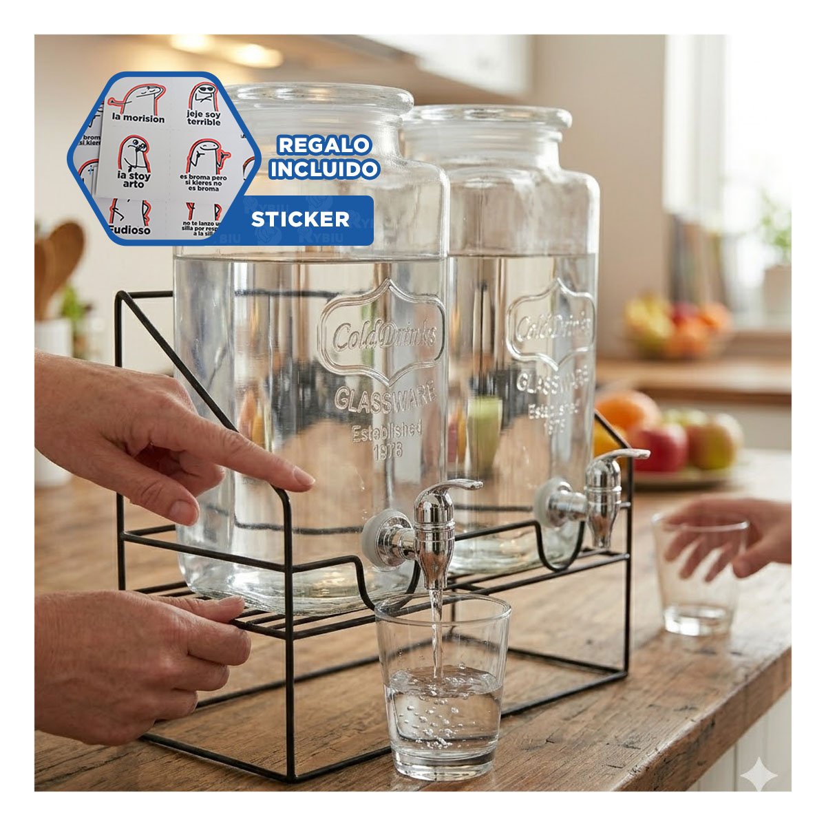 RECIPIENTE DE BEBIDA DOBLE 2,2L TRANSPARENTE CON SOPORTE FIRME YREGALO STICKER - 1