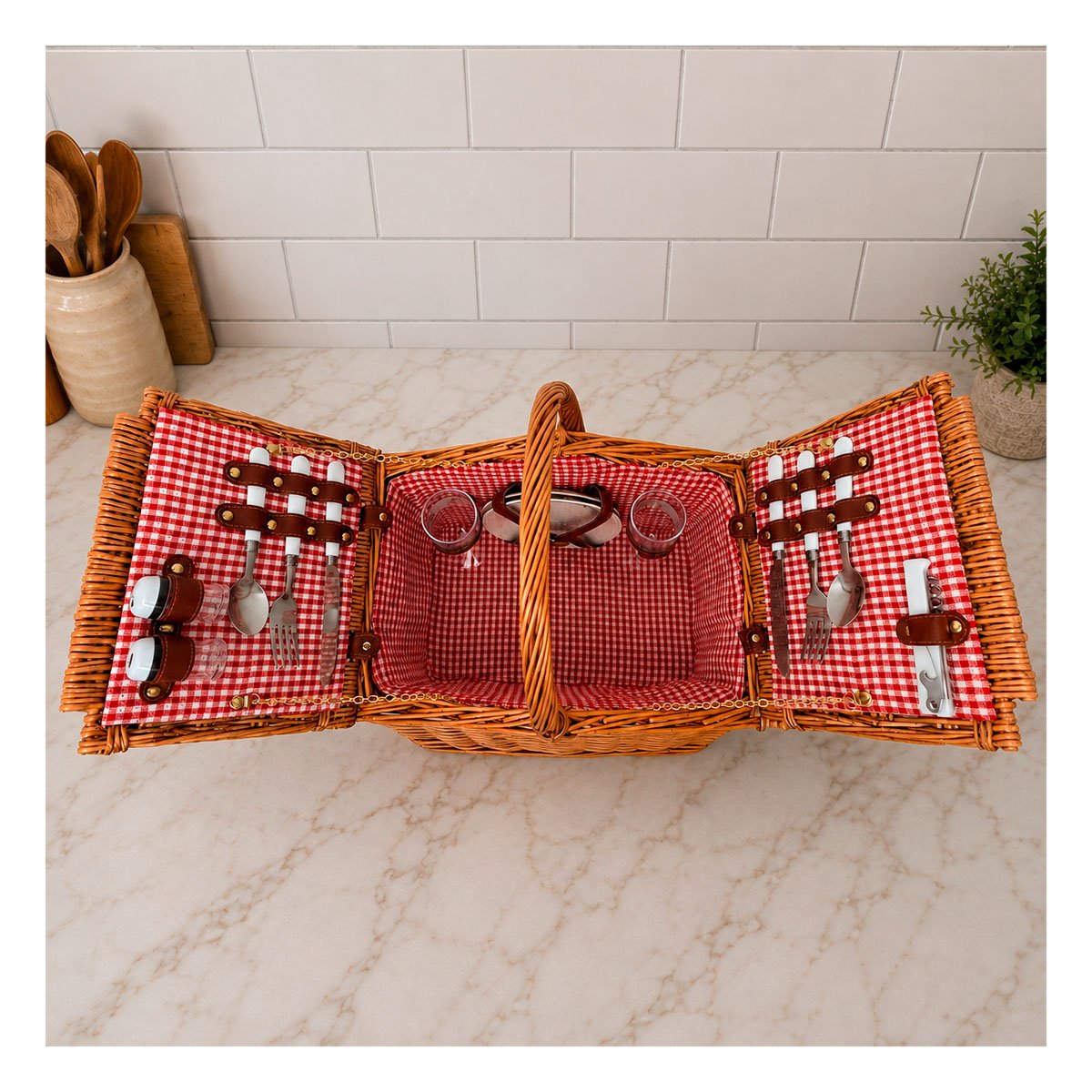 CANASTA TEJIDA MOSTAZA Y ROJO 42X27X39CM CON FORRO PICNIC Y 1 ASA - 1