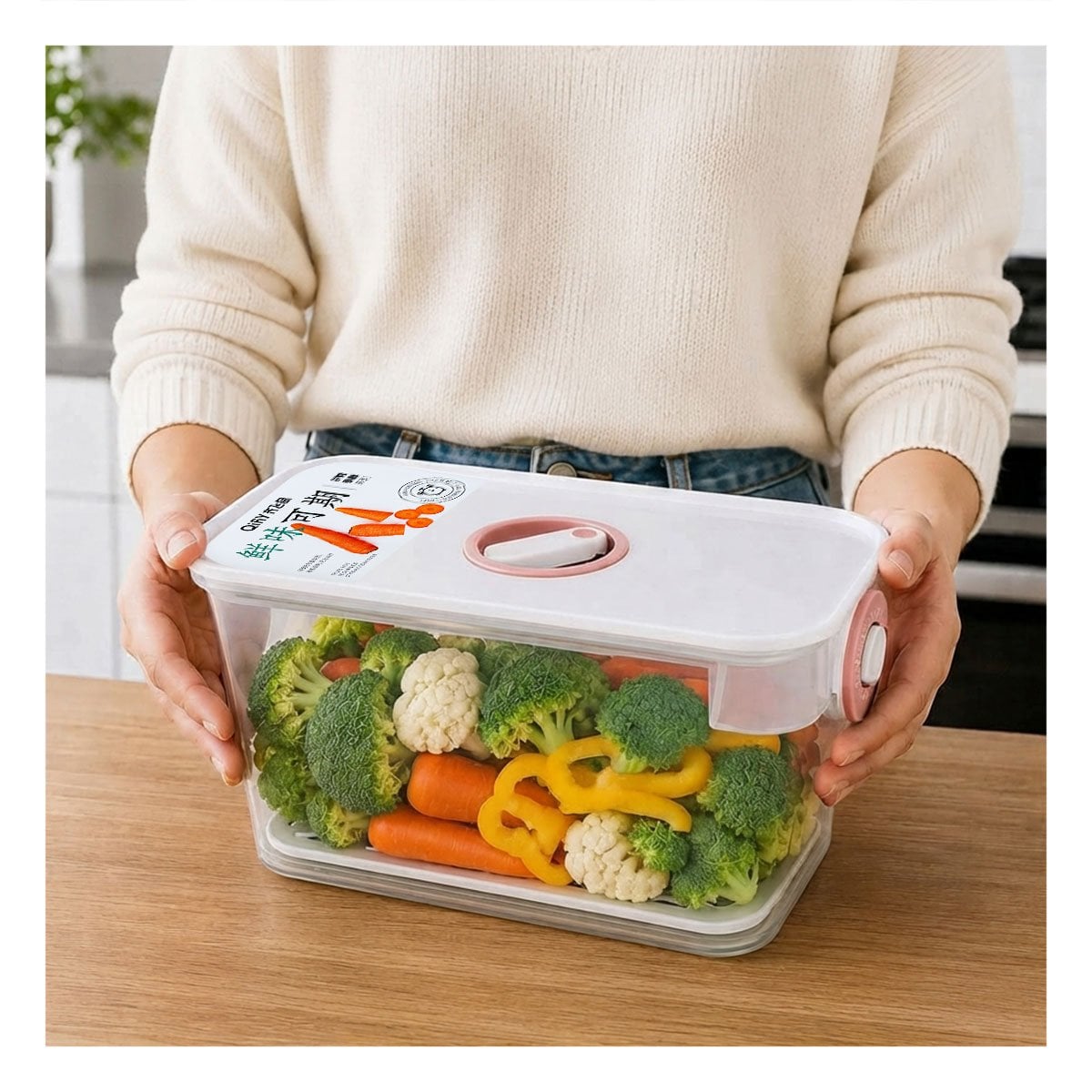 RECIPIENTE HERMÉTICO ROSADO PARA GUARDAR COMIDAS PREPARADAS EN CASA Y PAPEL REGALO - 1