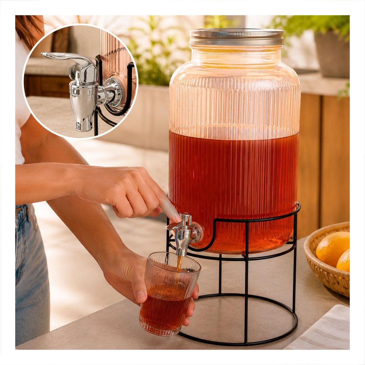 PACK2 SERVIDOR PARA JUGOS 8L TRANSPARENTE NARANJA CON BASE CIRCULAR METALICA YREGALO STICKER - 2