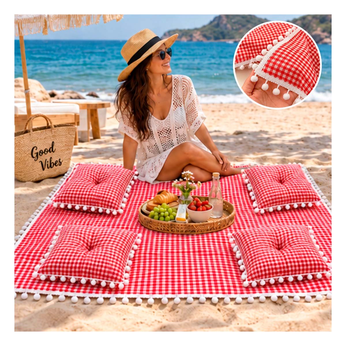 LONA PICNIC Y 4 COJINES CON BORDE DE MINI POMPONES AIRE LIBRE ROJO Y BLANCO Y REGALO STICKER - 1