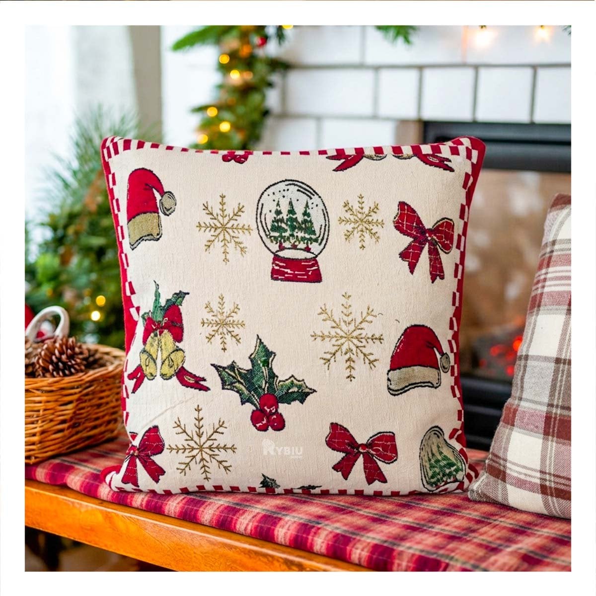 ALMOHADA FESTIVA PARA SALA BEIGE Y LIGAS REGALO - 1