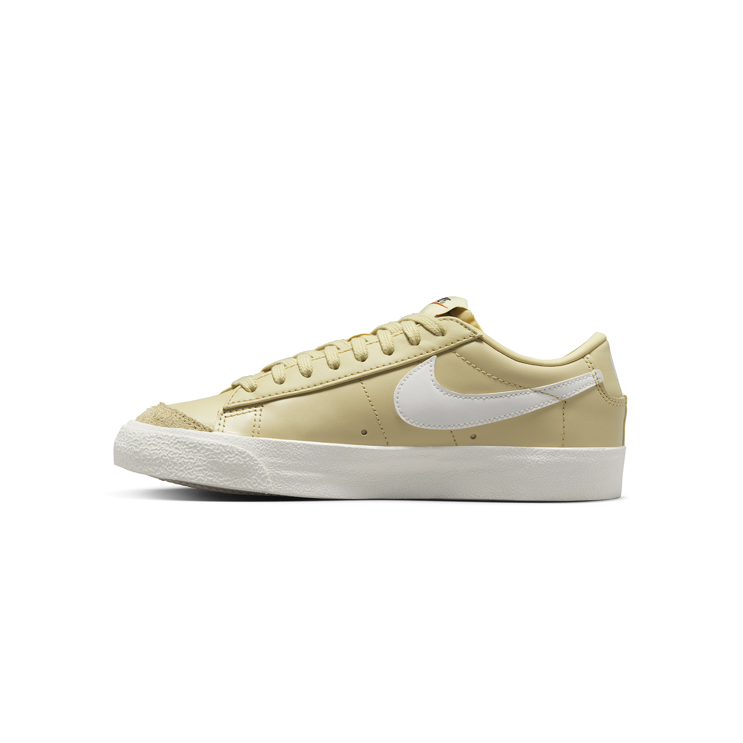 ZAPATILLAS BASKETBALL MUJER NIKE DC4769-701 W BLAZER LOW 7 - 3