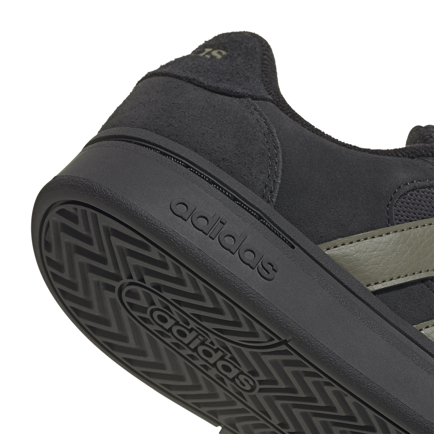 ZAPATILLAS ADIDAS GC ALPHA SK8 URBANO HOMBRE - 8