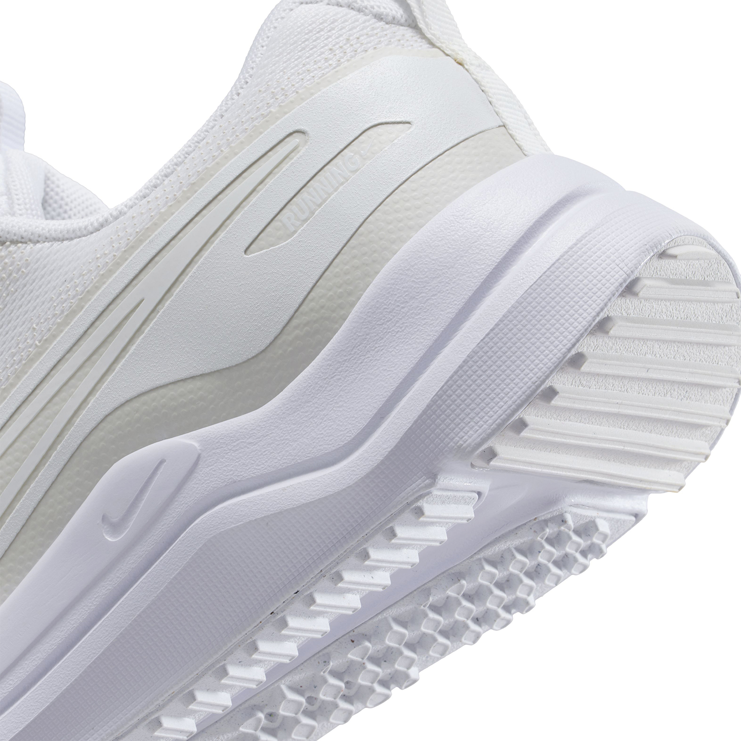 ZAPATILLAS NIKE COSMIC RU RUNNING UNISEX - 8