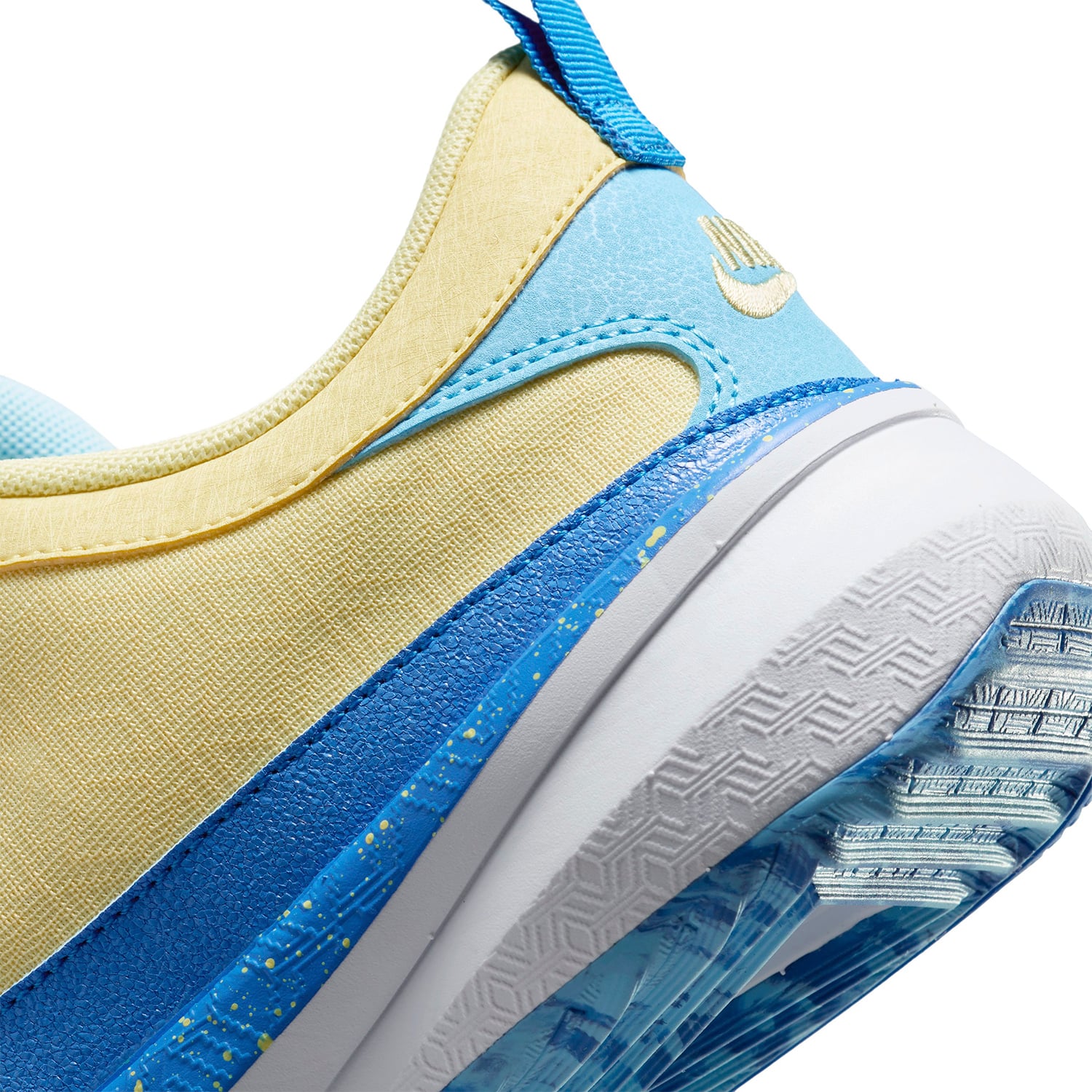 ZAPATILLAS NIKE FREAK 5 GS BASKETBALL UNISEX - 8