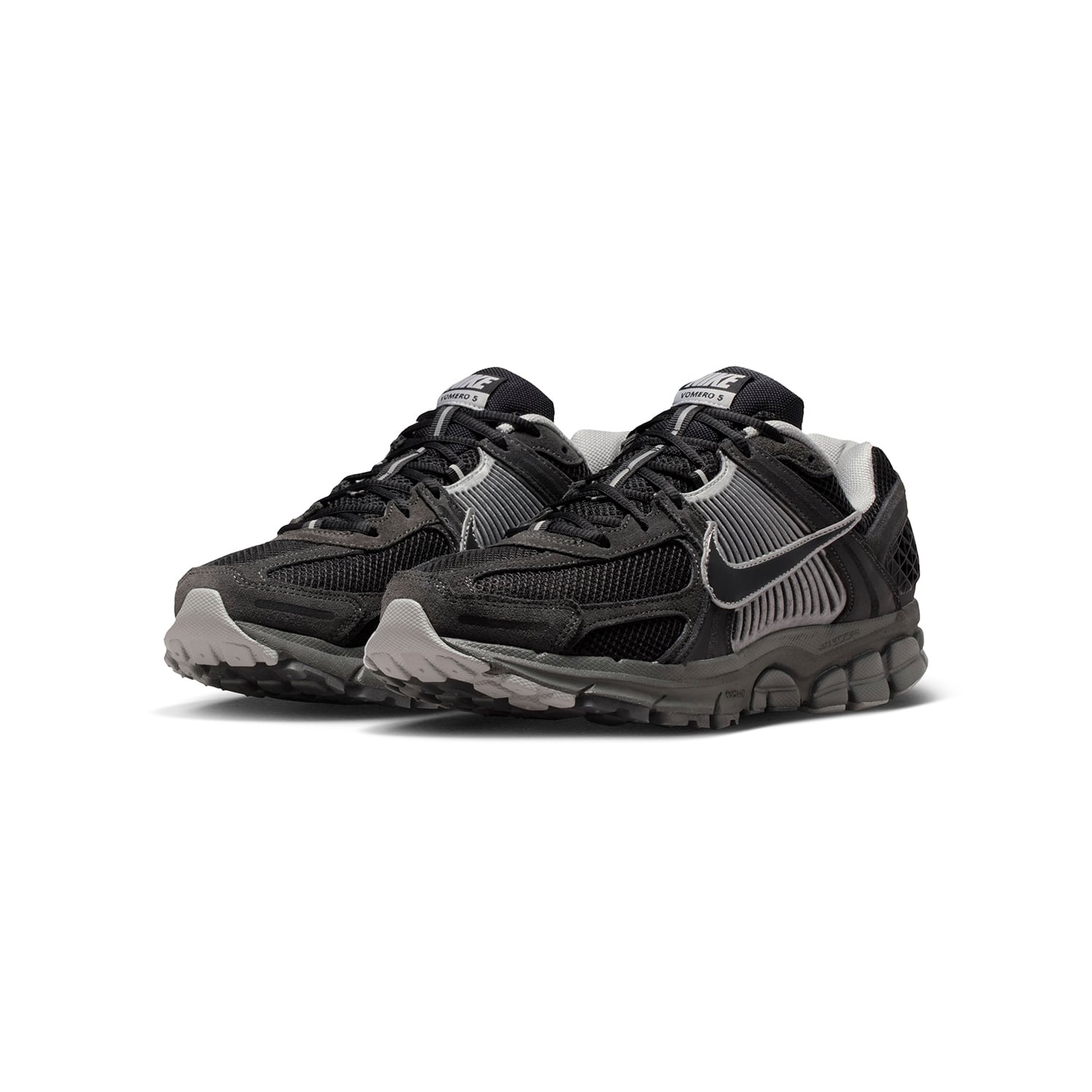 ZAPATILLAS NIKE NIKE ZOOM VOMERO 5 SDE URBANO UNISEX - 2