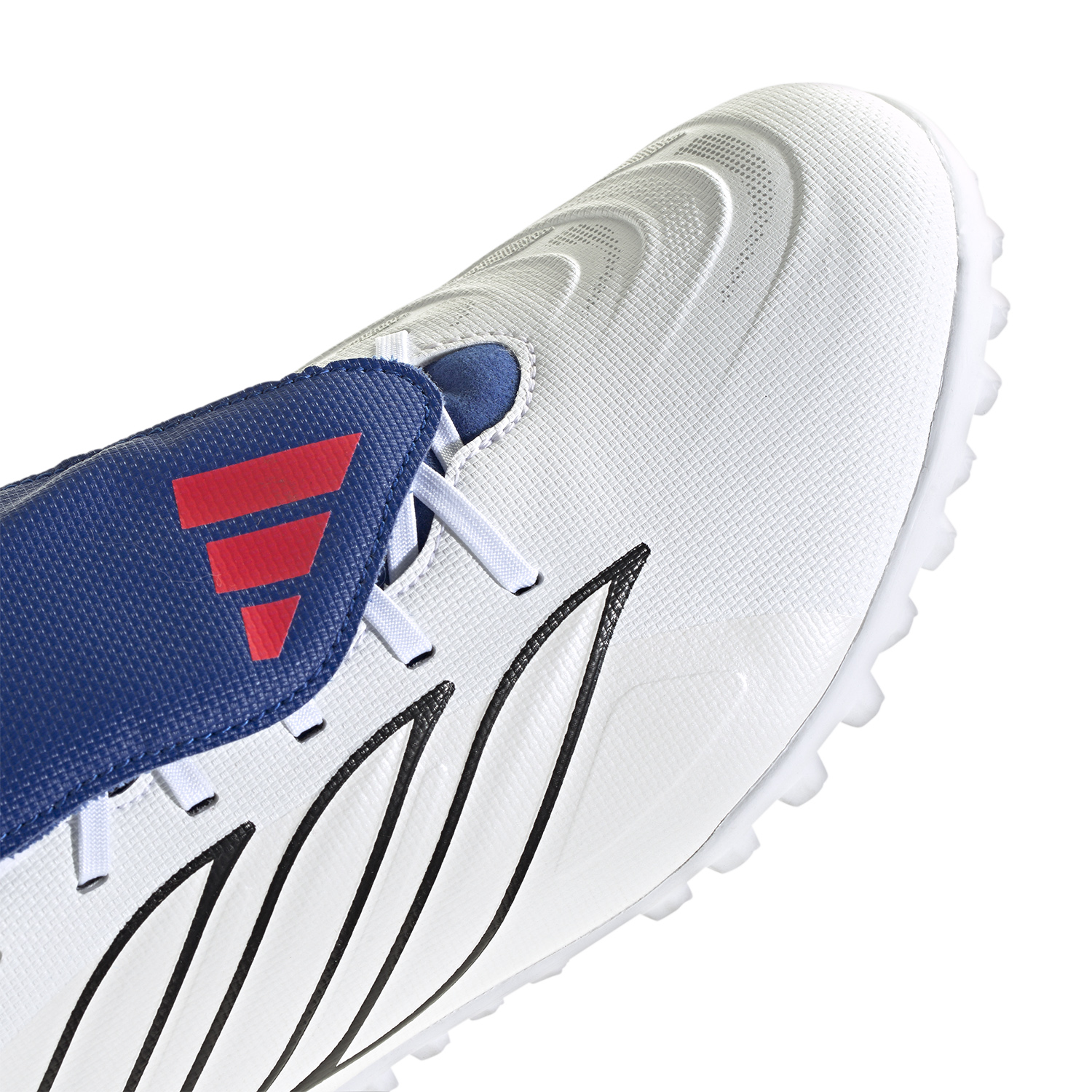 ZAPATILLAS ADIDAS PREDATOR CLUB FT TF FOOTBALL UNISEX - 7