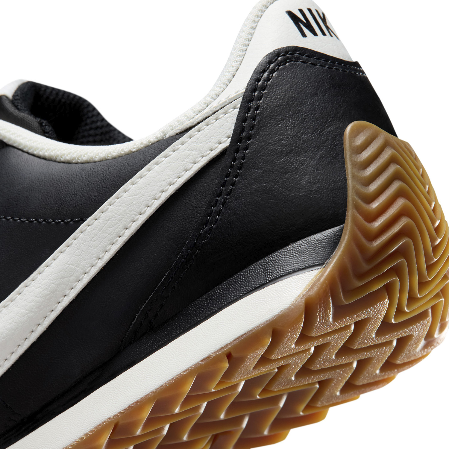 ZAPATILLAS NIKE PACIFIC LTR GS URBANO UNISEX - 7