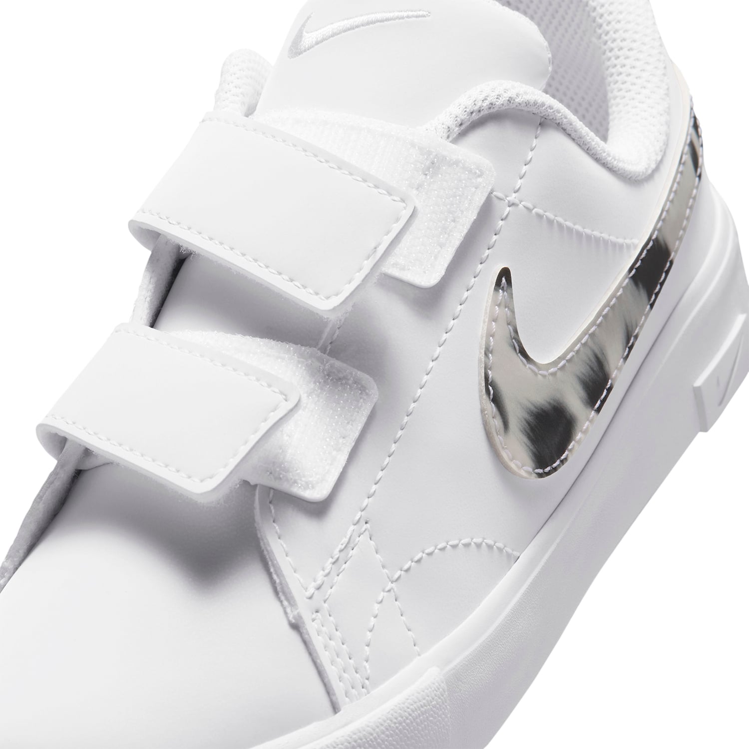 ZAPATILLAS NIKE TENNIS ESSENTIAL CHW P BP URBANO UNISEX KIDS - 6