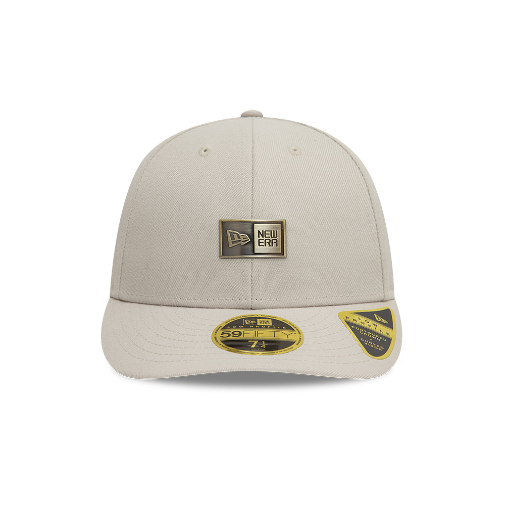 GORRA 9FIFTY NEW ERA BRANDED NE METAL BADGE BEIGE - 3