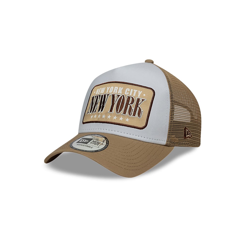 GORRA 9FORTY NEW ERA PATCH TRUCKER BEIGE - 1