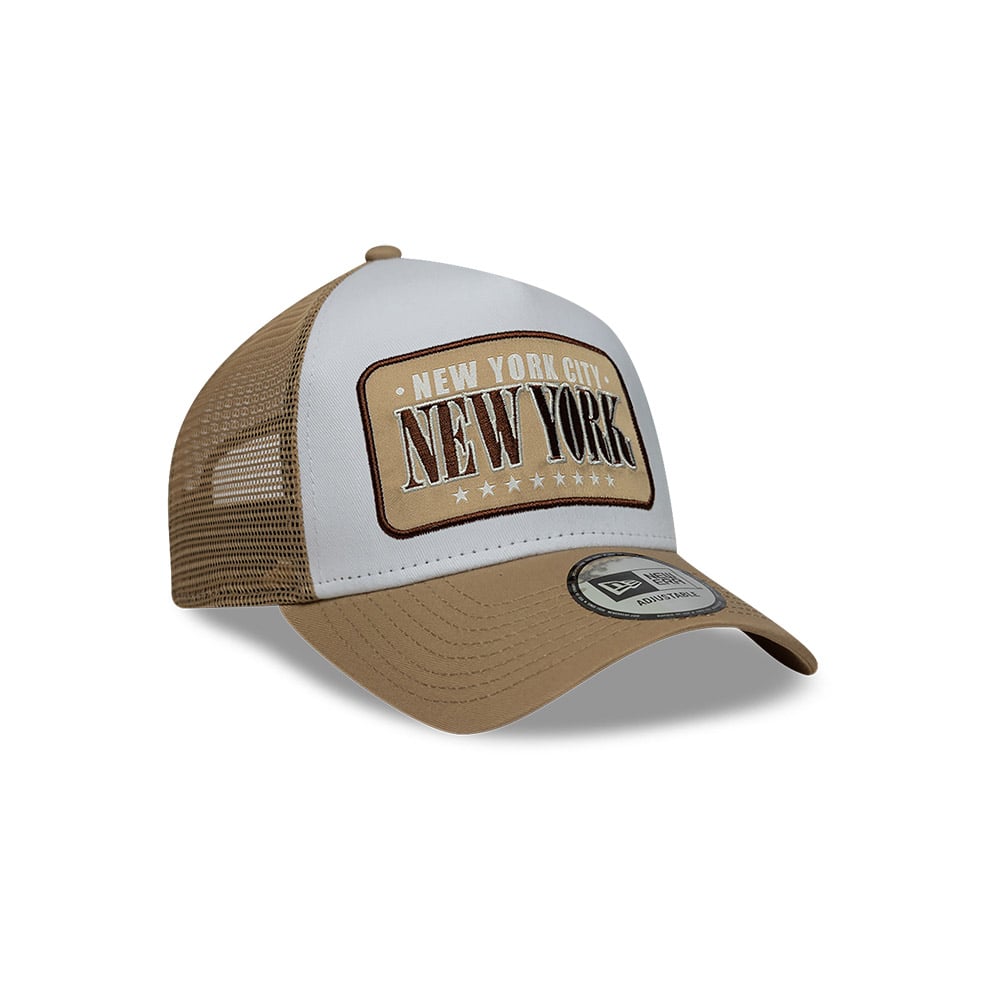 GORRA 9FORTY NEW ERA PATCH TRUCKER BEIGE - 2