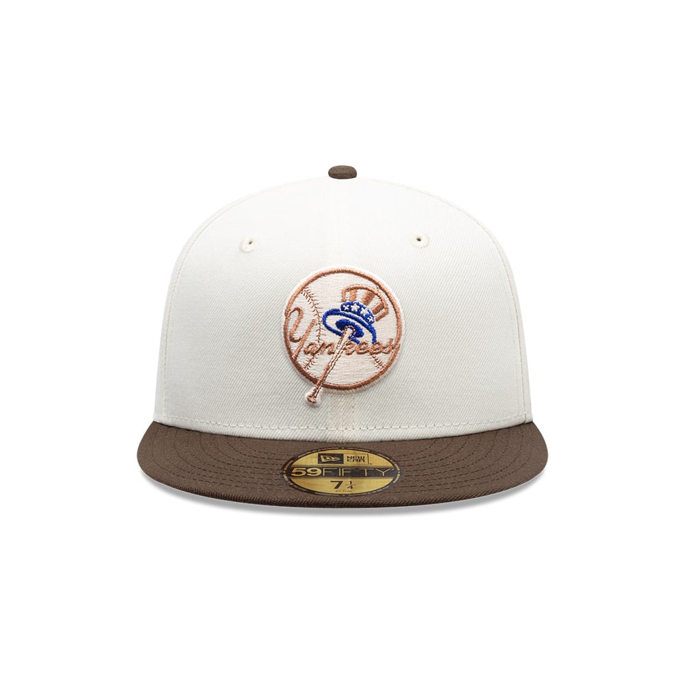 GORRA 59FIFTY MLB NEW YORK YANKEES CHROME WALNUT BLANCO - 3