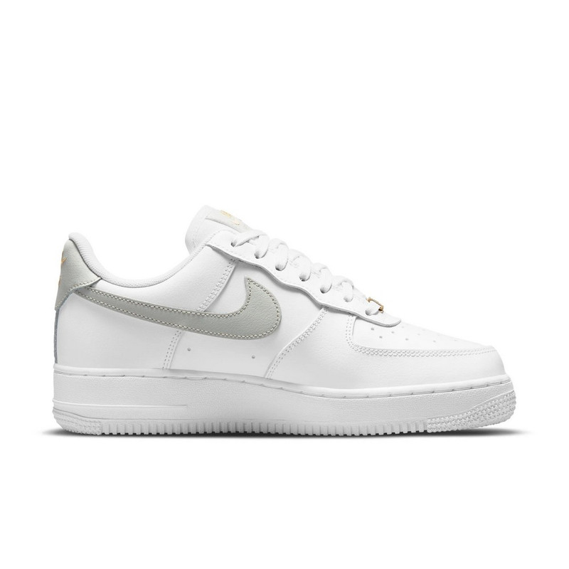 ZAPATILLAS NIKE AIR FORCE 1 '07 ESSENTIAL CZ0270-106 MUJER - 2