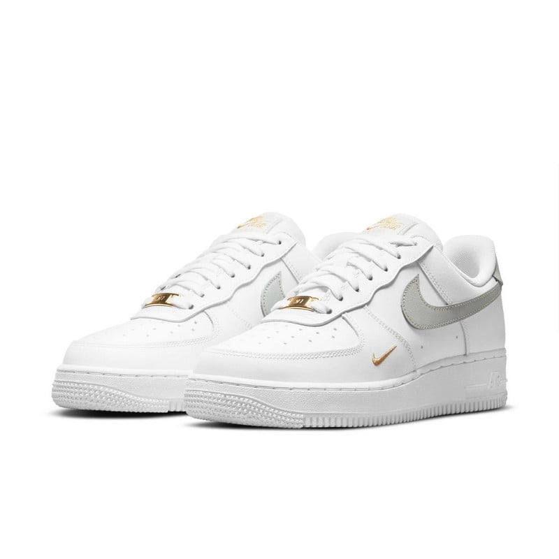 ZAPATILLAS NIKE AIR FORCE 1 '07 ESSENTIAL CZ0270-106 MUJER - 3