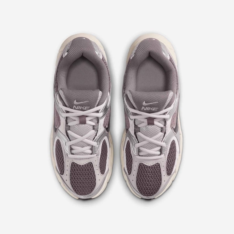 ZAPATILLAS NIKE V5 RNR HQ6411-200 NIÑOS - 4