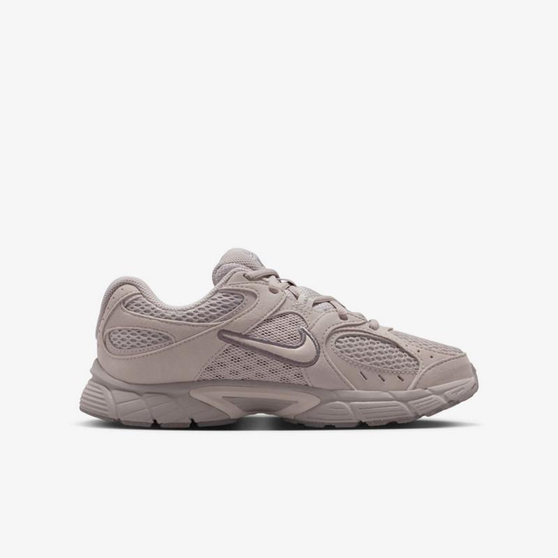 ZAPATILLAS NIKE V5 RNR IO1644-201 MUJER - 2