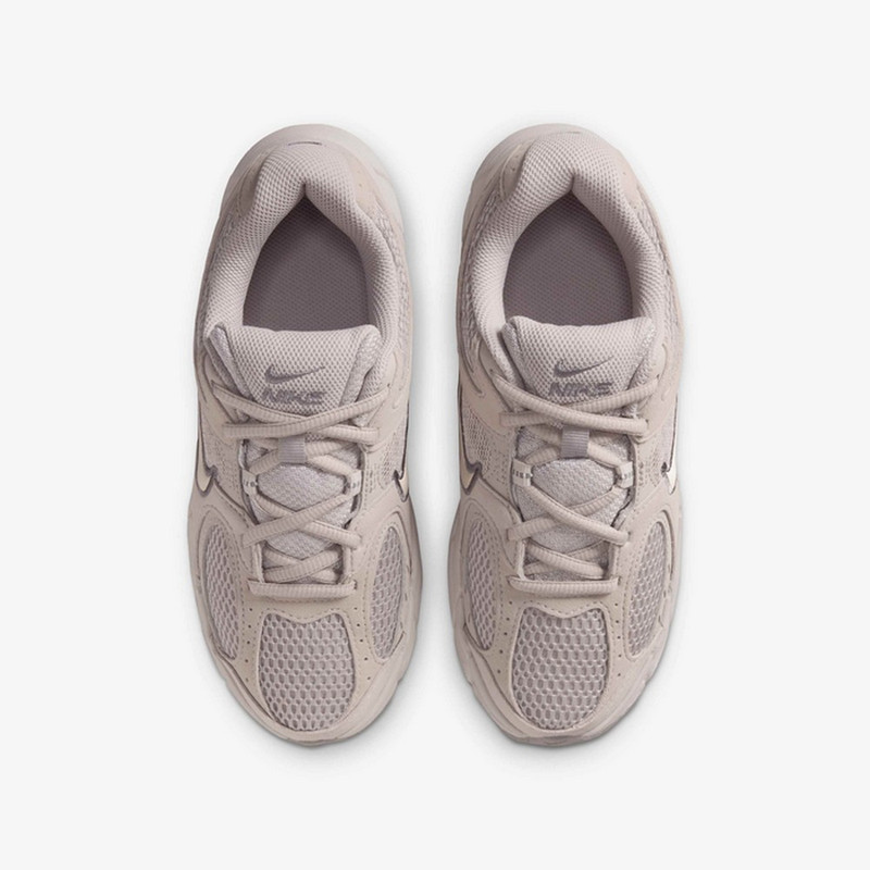 ZAPATILLAS NIKE V5 RNR IO1644-201 MUJER - 4