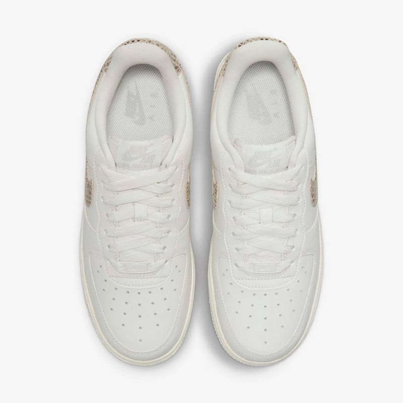 ZAPATILLAS NIKE AIR FORCE 1 '07 DD8959-002 MUJER - 4