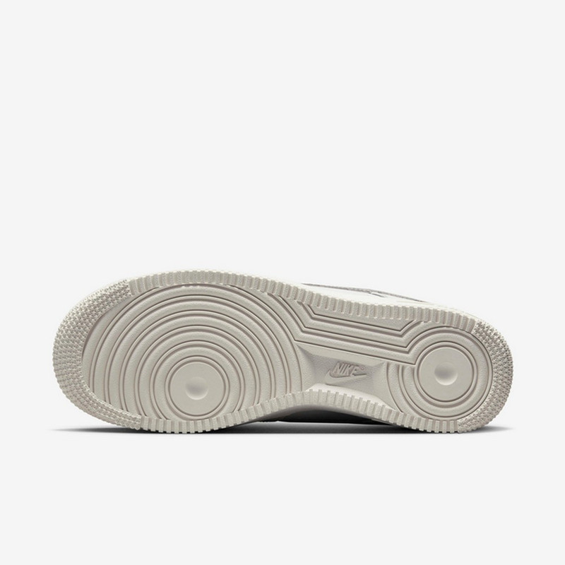 ZAPATILLAS NIKE AIR FORCE 1 '07 DD8959-002 MUJER - 6