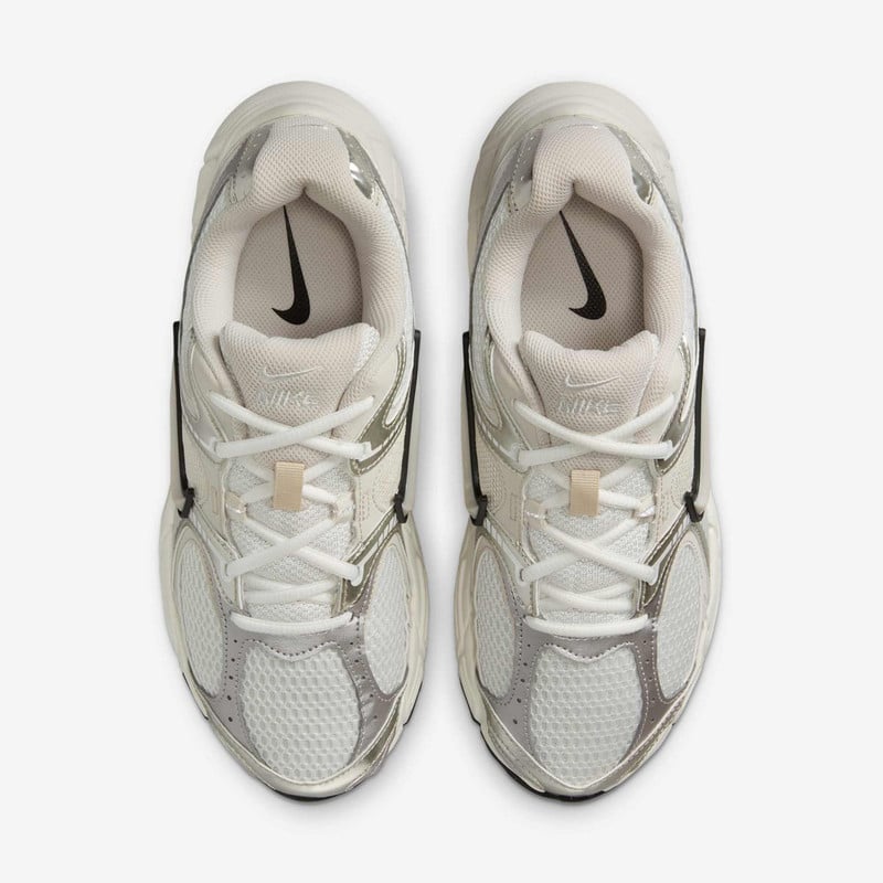 ZAPATILLAS NIKE V5 RNR HQ7901-104 MUJER - 4