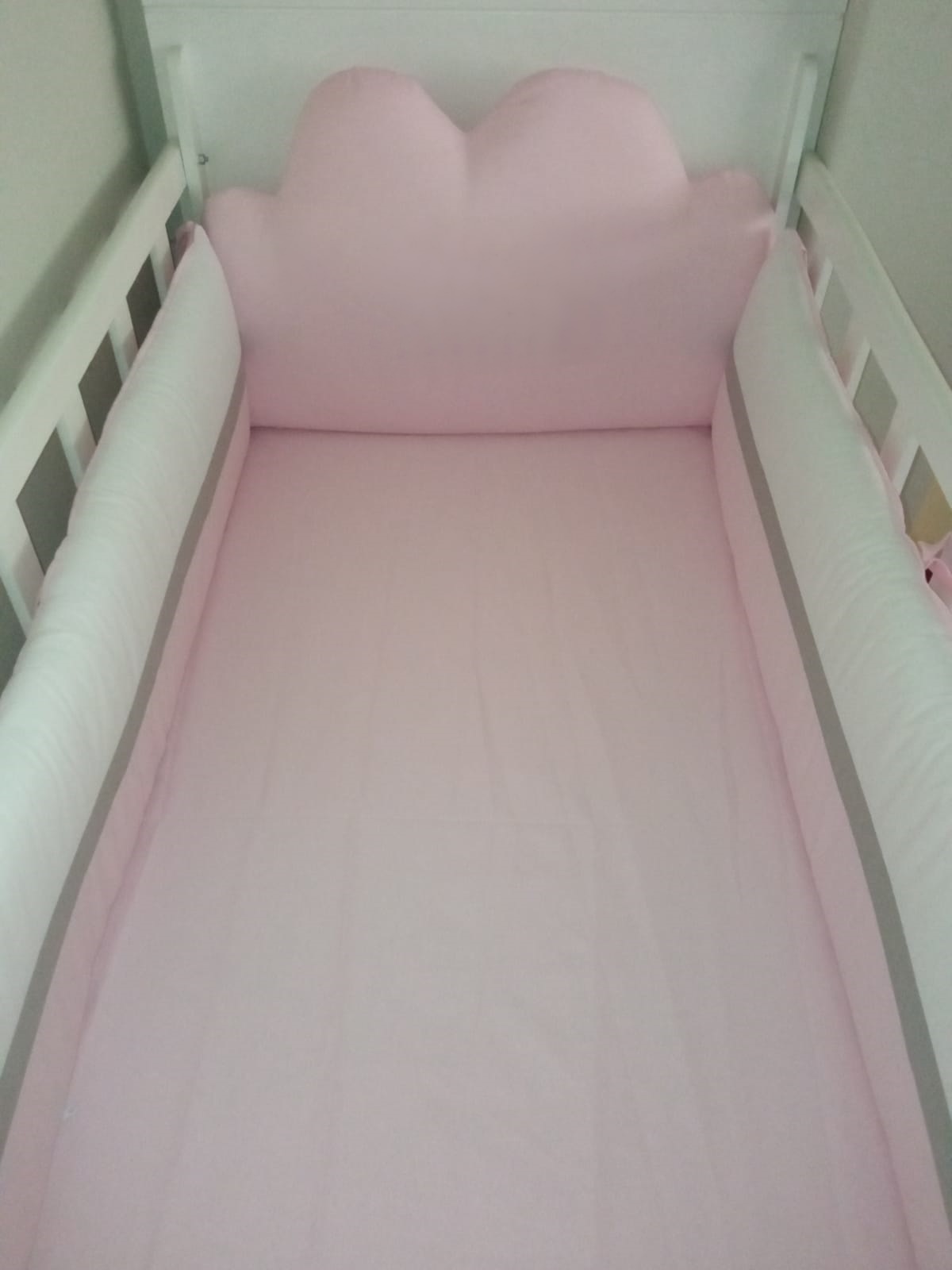 PROTECTOR CUNA BABYTU ROSADO LATERAL PARACHOQUES CABEZAL NUBE - 1