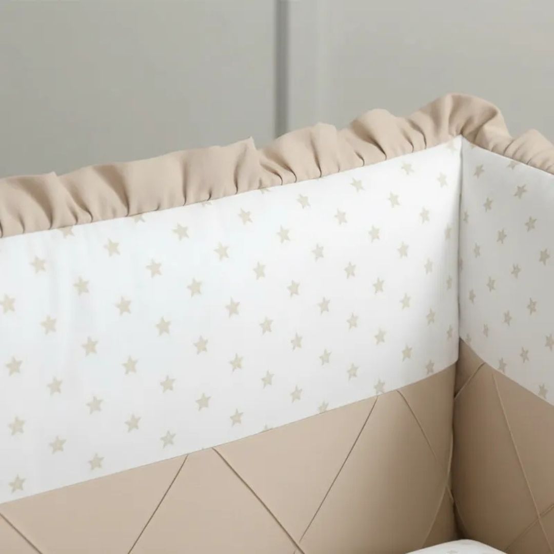PROTECTOR CUNA BABYTU ALGODÓN BEIGE LATERAL PARACHOQUES DISEÑO Y ESTRELLITAS - 4