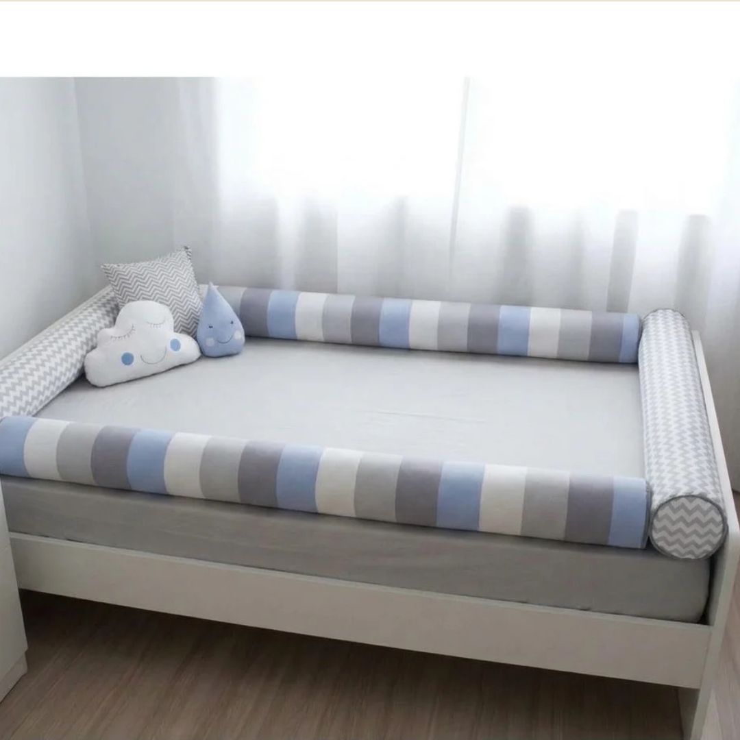 BUMPERS PARACHOQUES TUBULARES TALLA CAMA CUNA DE 1.5 PLAZAS MONTESSORI - ZIG ZAG GRISES Y CELESTE - 1