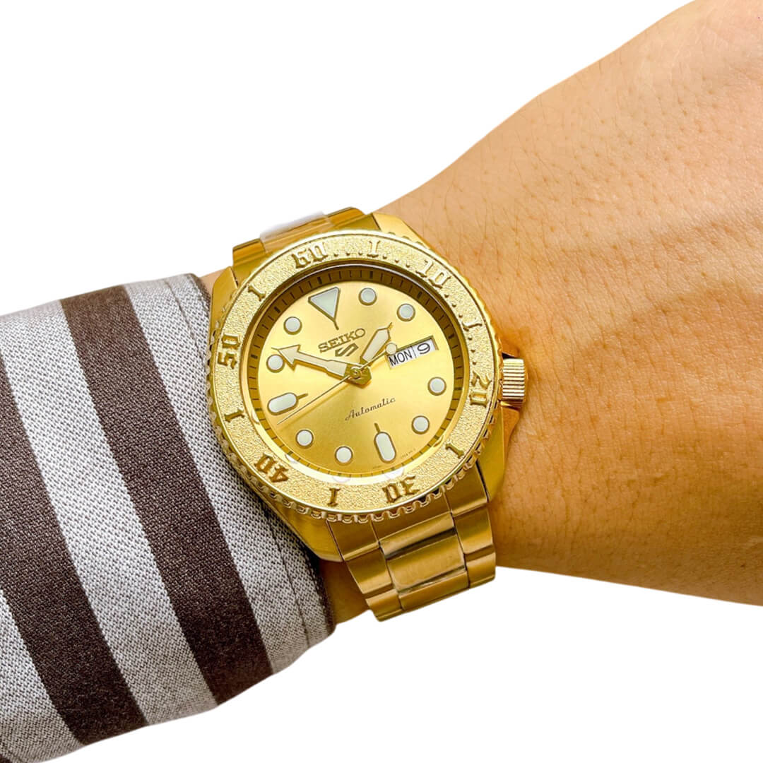 RELOJ SEIKO 5 SPORTS SRPE74 HOMBRE AUTOMÁTICO DORADO - 3