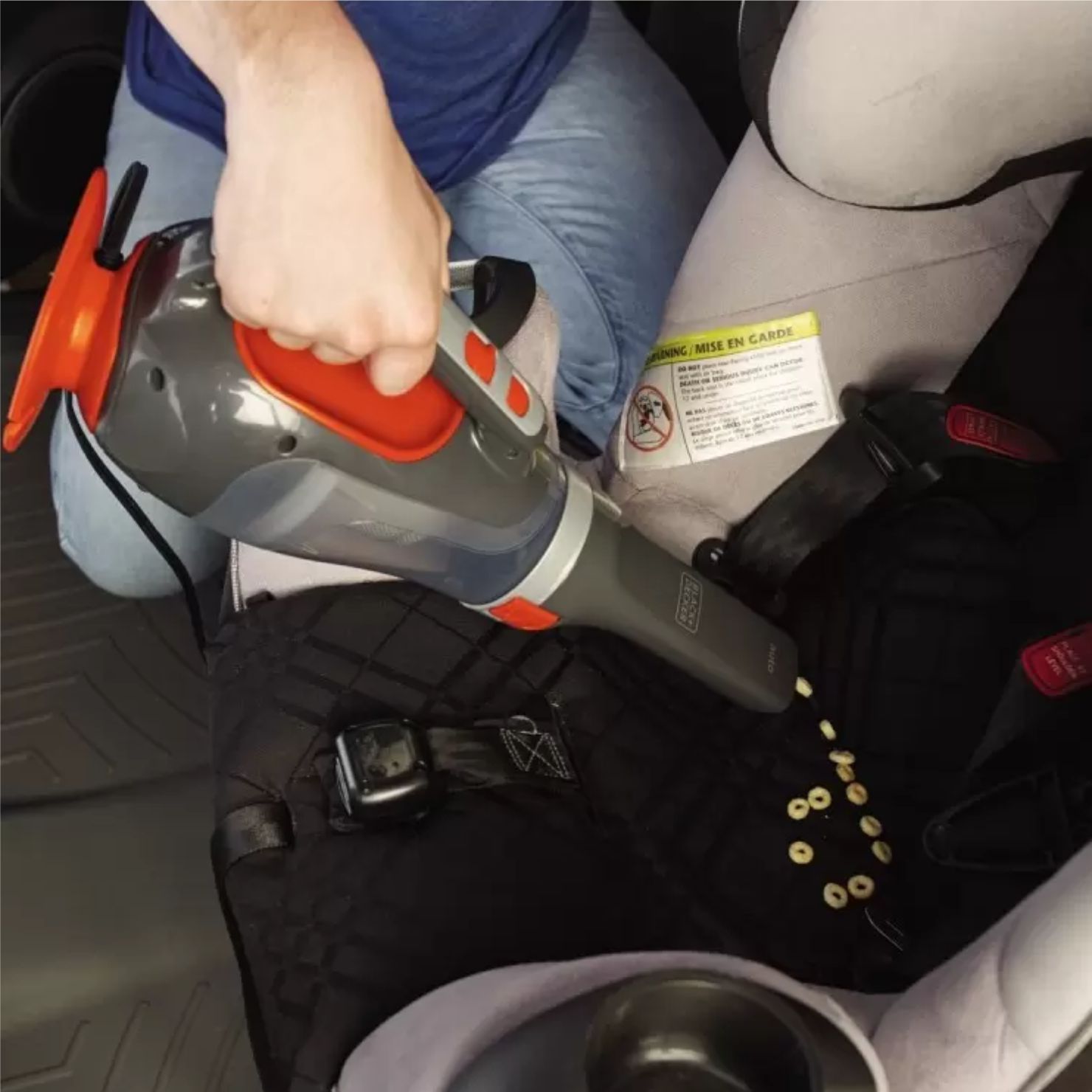 ASPIRADORA BLACK DECKER BDCV610-LA CON CONEXIÓN 12V PARA AUTO - 4