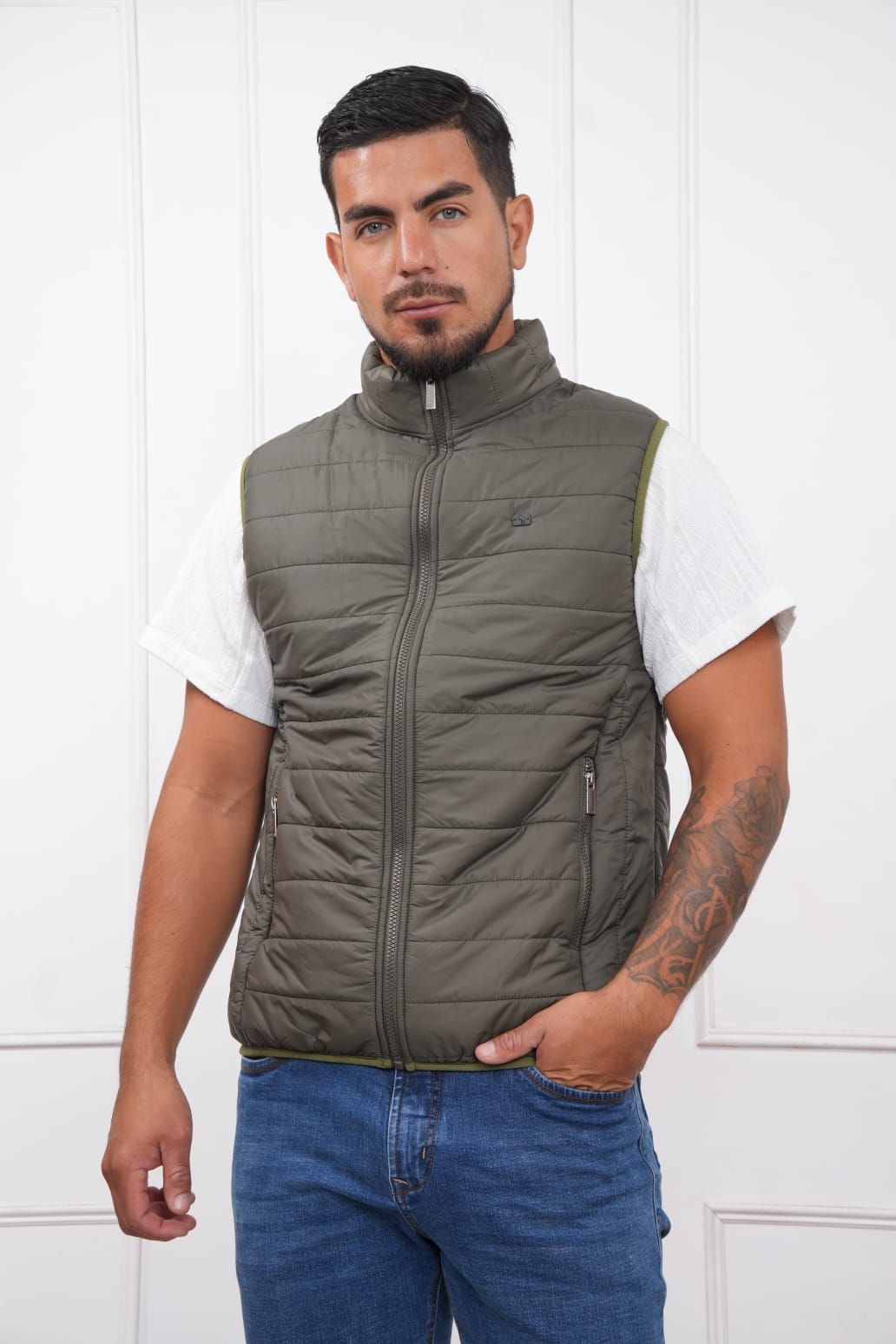 CHALECO ACOLCHADA NYLON COLOR VERDE MUSGO PARA HOMBRE - 2