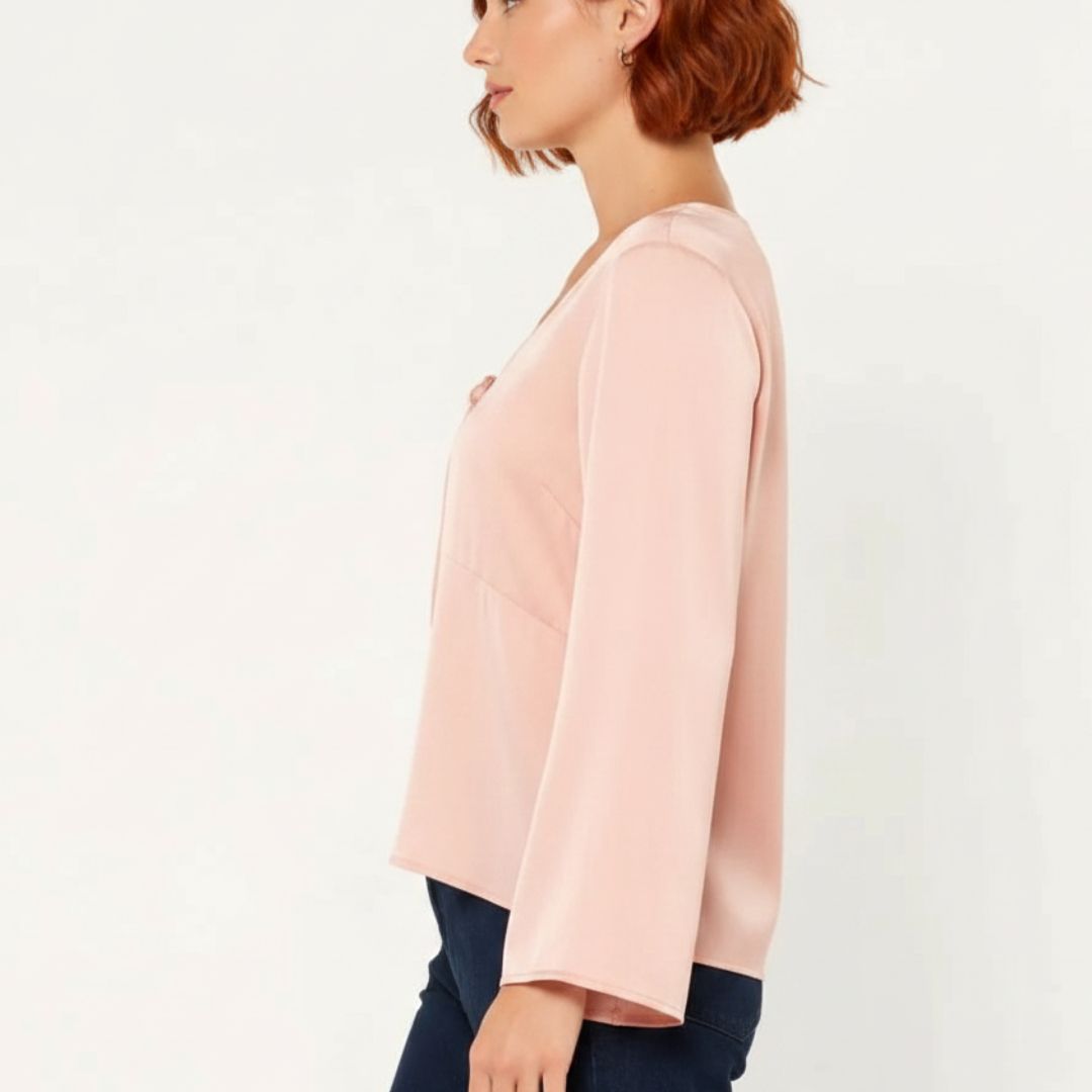 BLUSA FEMENINA ROSADA CON ESTILO VERSÁTIL Y ACABADO ELEGANTE - 3