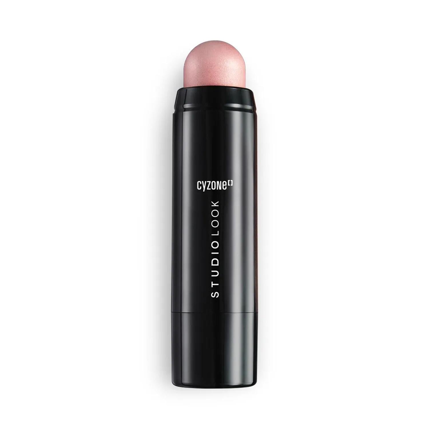 ILUMINADOR ROSE GOLD ON THE GLOW STUDIO LOOK - 1