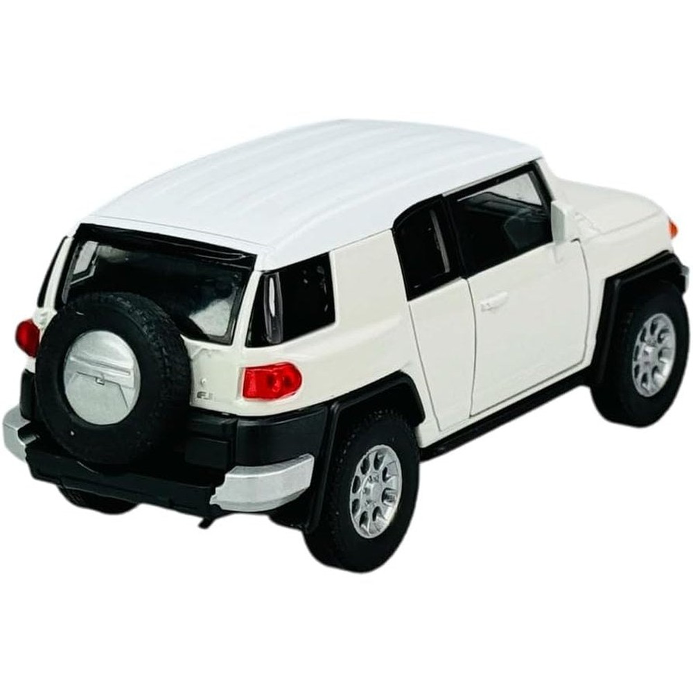 TOYOTA FJ CRUISER 1/34 - 3