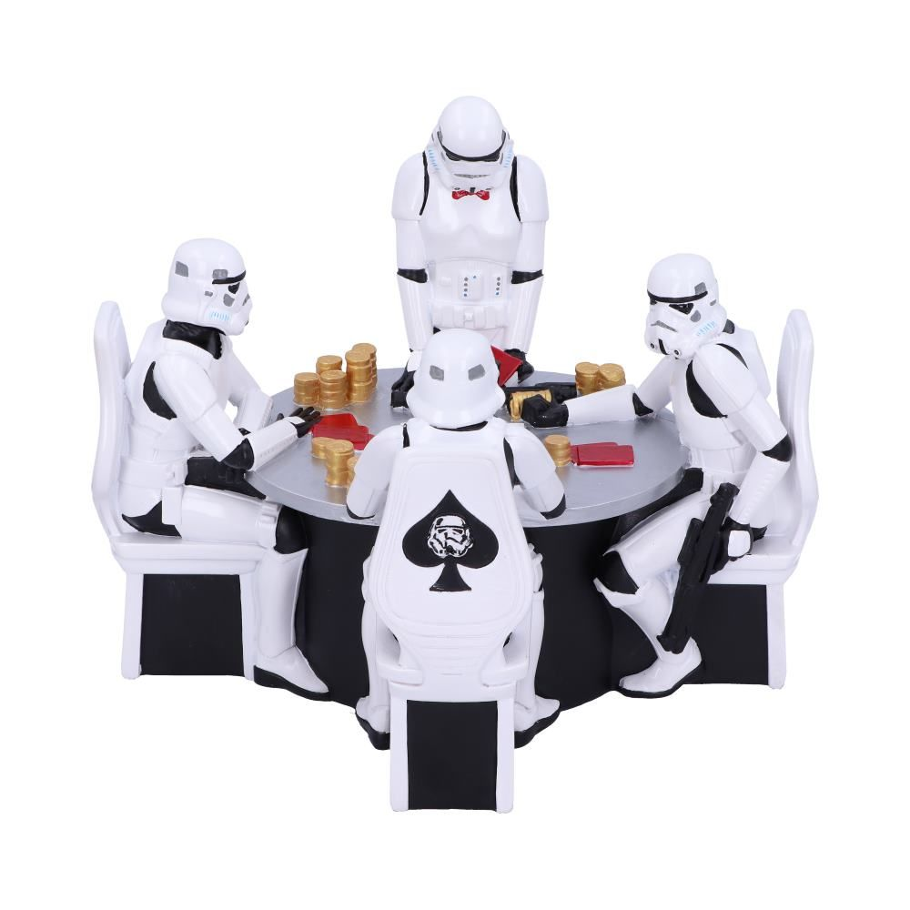 STORMTROOPER POKER FACE DIORAMA - 1