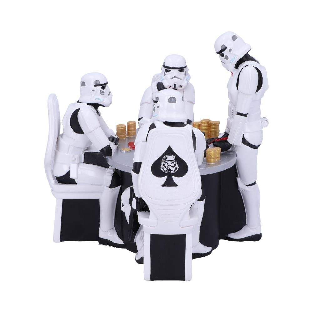 STORMTROOPER POKER FACE DIORAMA - 3