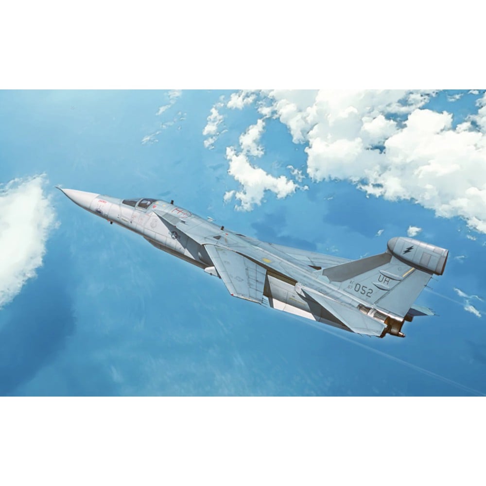 EF-111 A RAVEN MODEL KIT 1/72 - 2