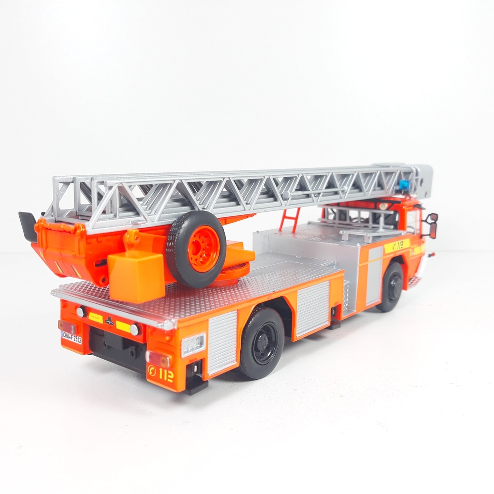 IVECO MAGIRUS DLA-K-23-12 LADDER TRUCK (GERMANY 2003) 1/43 - 4
