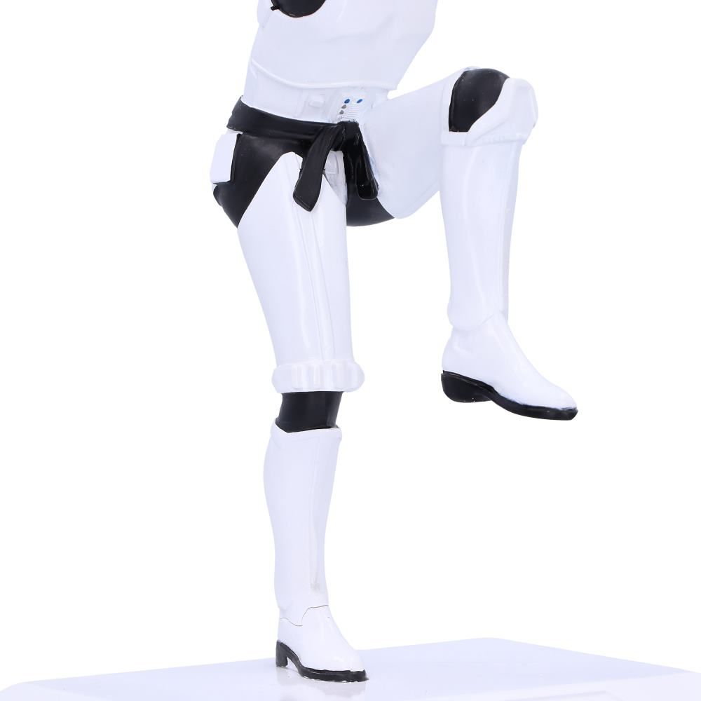 STAR WARS STORMTROOPER CRANE KICK - 5