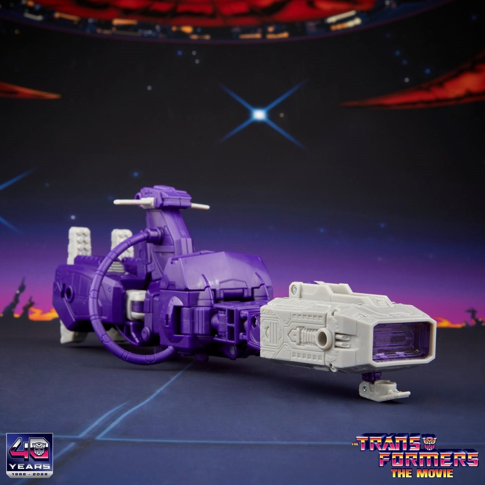 THE TRANSFORMERS: THE MOVIE STUDIO SERIES 86 VOYAGER CLASS SHOCKWAVE - 8