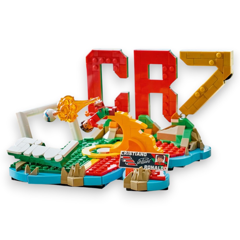 LEGO EDITIONS 43012 CRISTIANO RONALDO FENÓMENOS DEL FÚTBOL (490 PIEZAS) - 1
