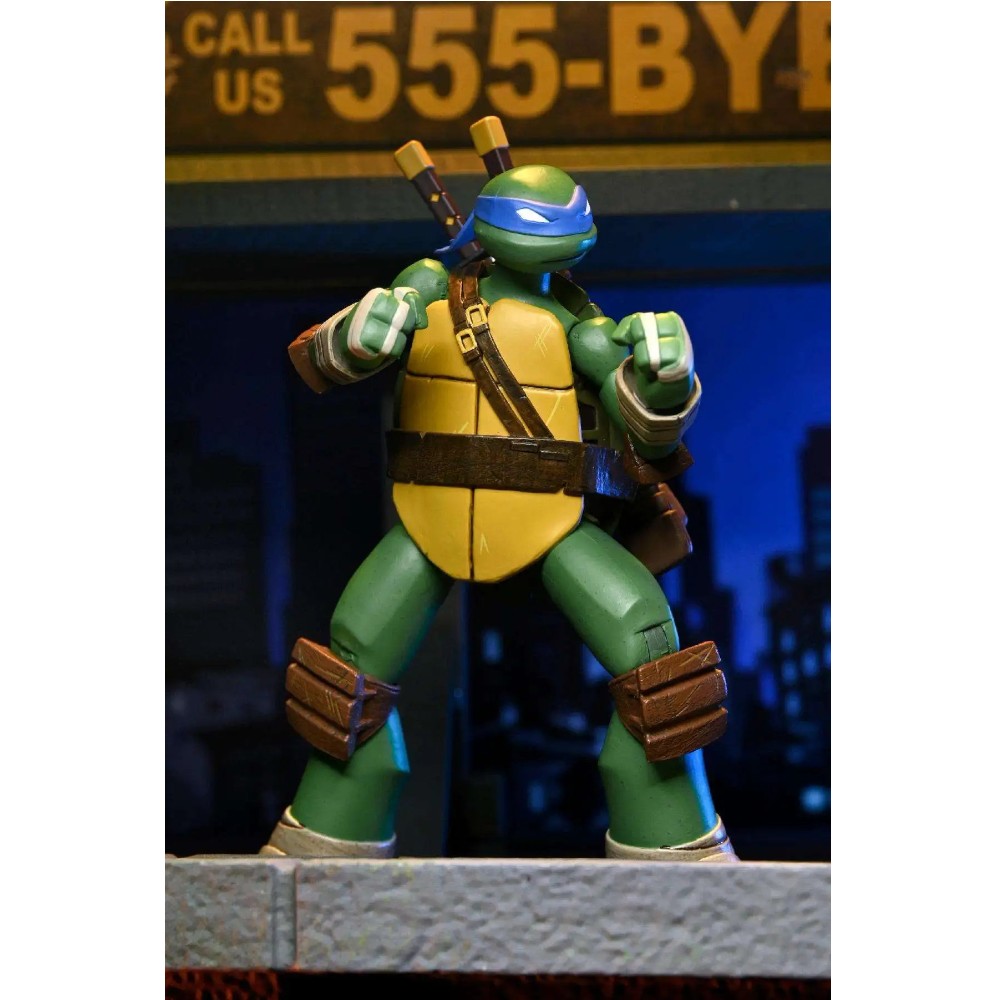 TMNT (2012 CARTOON) ULTIMATE LEONARDO - 2