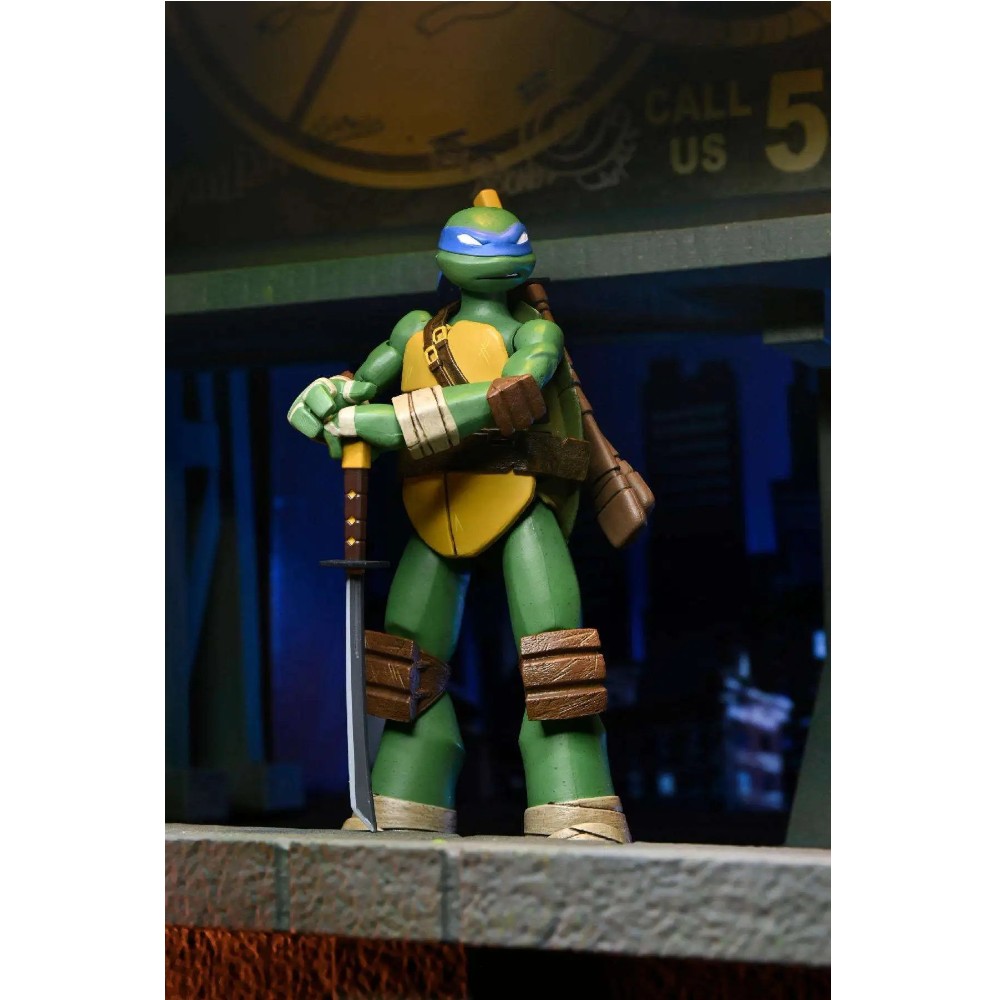 TMNT (2012 CARTOON) ULTIMATE LEONARDO - 3