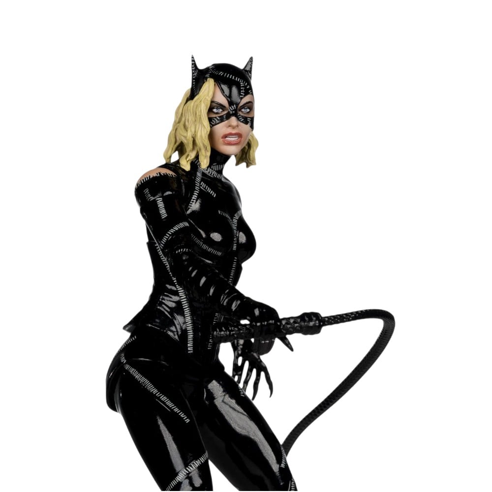 DC MULTIVERSE DELUXE THEATRICAL EDITION CATWOMAN (BATTLE DAMAGED) - 3