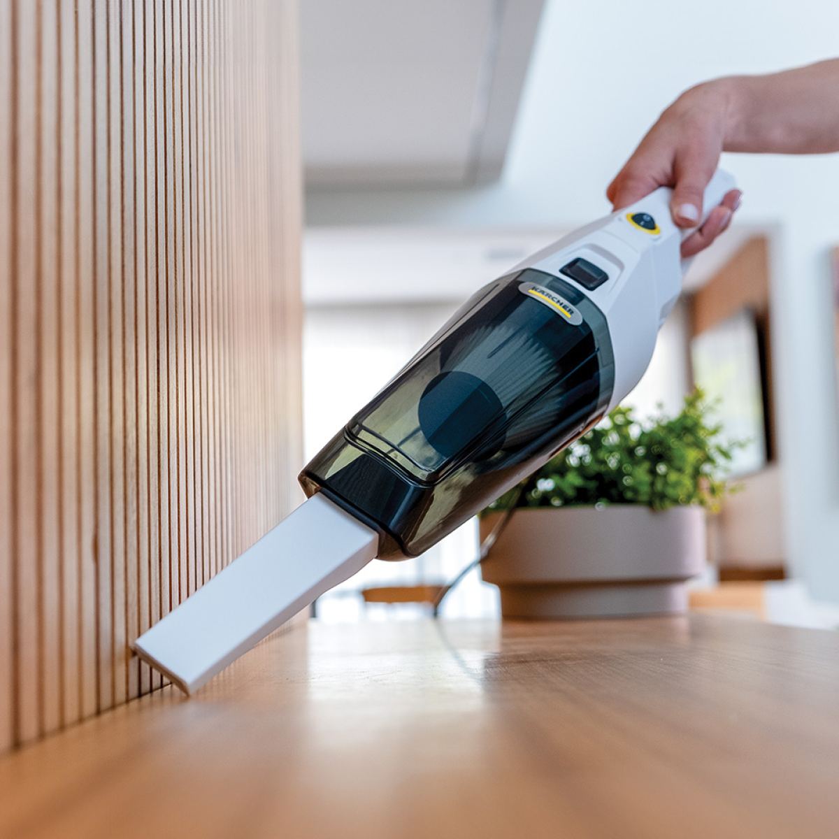ASPIRADORA DE MANO CVL1 1000W KARCHER - 4