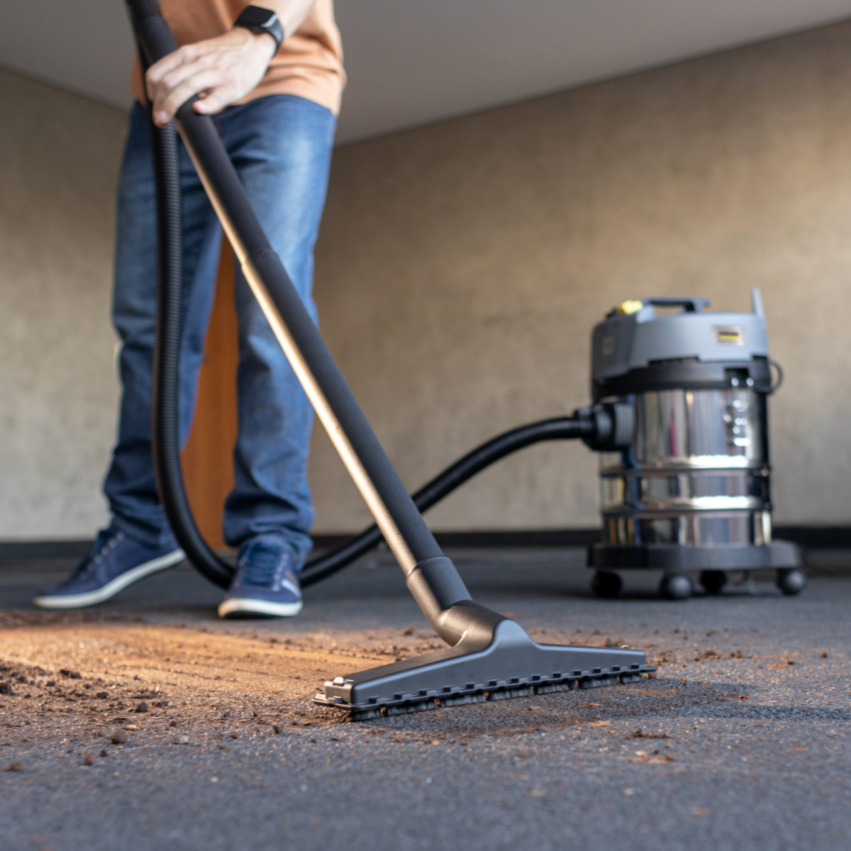LAVA TAPICES PUZZI4/20 1700W 20L KARCHER - 5